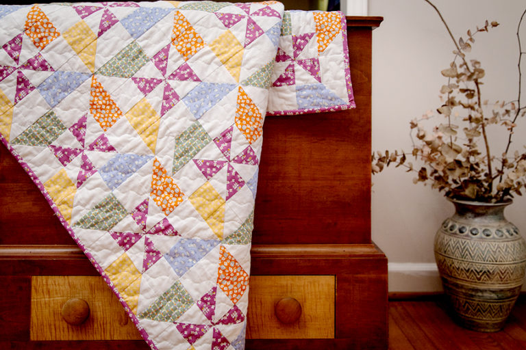 double-windmill-quilt-free-pattern-quiltfiction