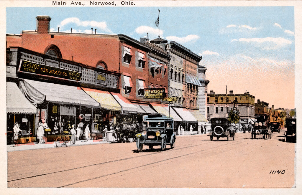 Historical Ohio Postcards: Main Avenue, Norwood, Ohio